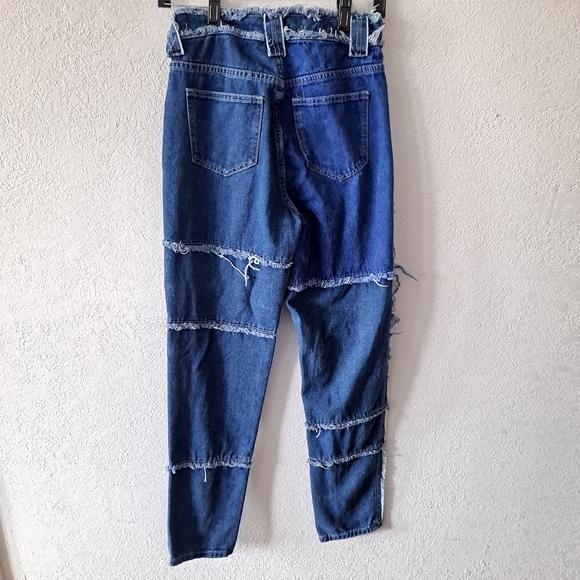 SHEIN Raw Trim Panel Boyfriend Jeans - Picture 4 of 6